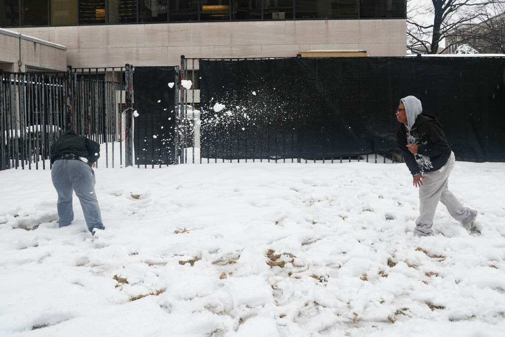 25 Ways ATLiens Spent Their Snow Day In The City