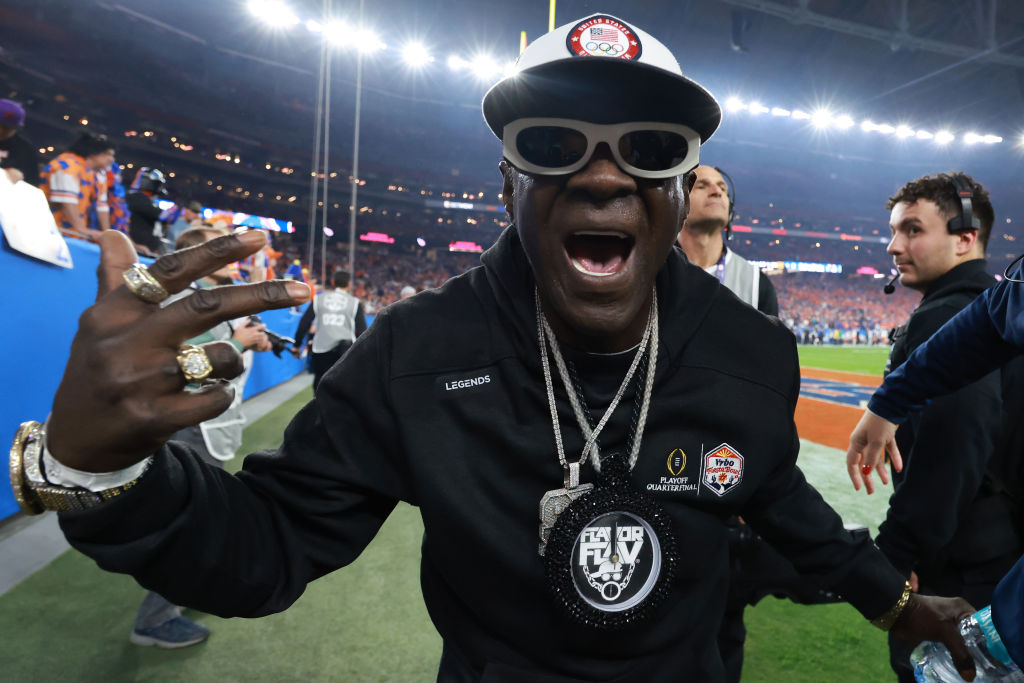 Flavor Flav Steps Up to Help Black Families Effected by L.A. Fires