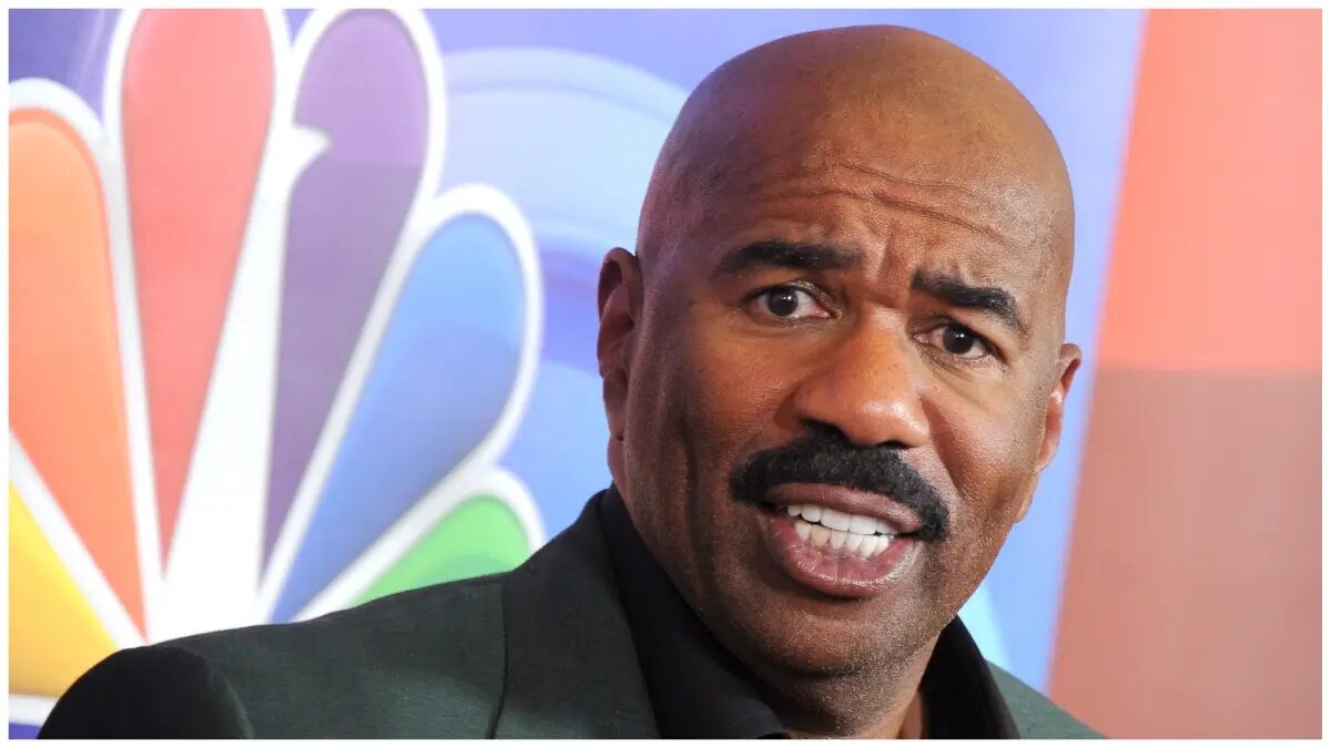 ‘Oh, That’s Funny?’: Steve Harvey Left Stunned By ‘Creature with No Hair’ Answer on ‘Family Feud’ Scoreboard as Production Gets the Blame