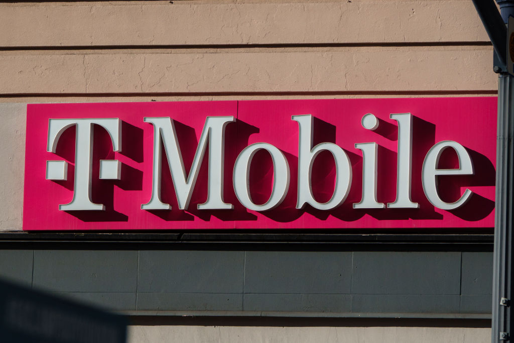 T-Mobile’s Data Breach: Eligible Recipients Can Receive Up To $25,000